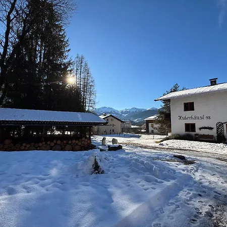 Ferienhaushaelfte Am Huberhof * Oberau